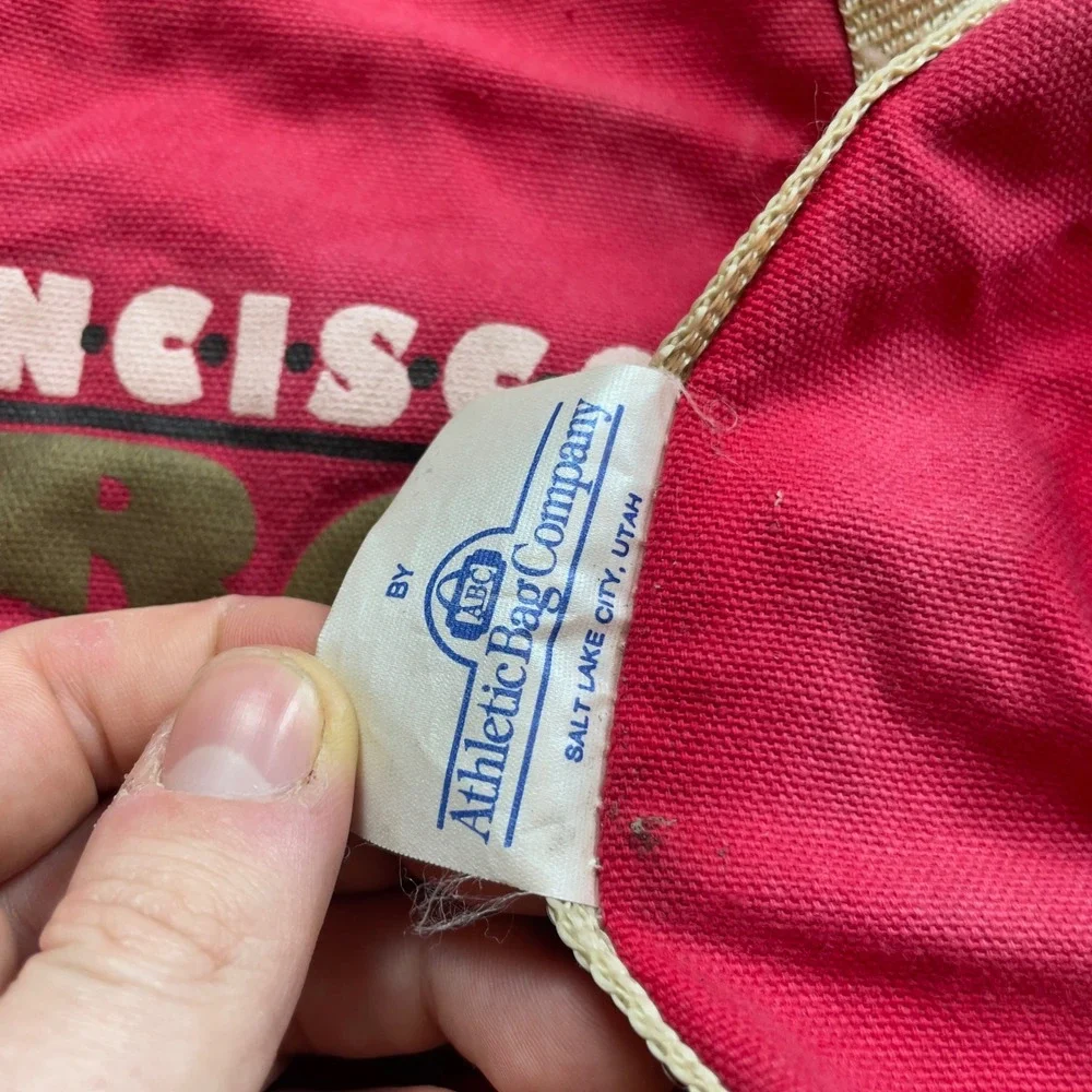 VTG 70s 80s‎ San Francisco 49ers NFL Team Gear Duffel Bag Red Gold Light Strap